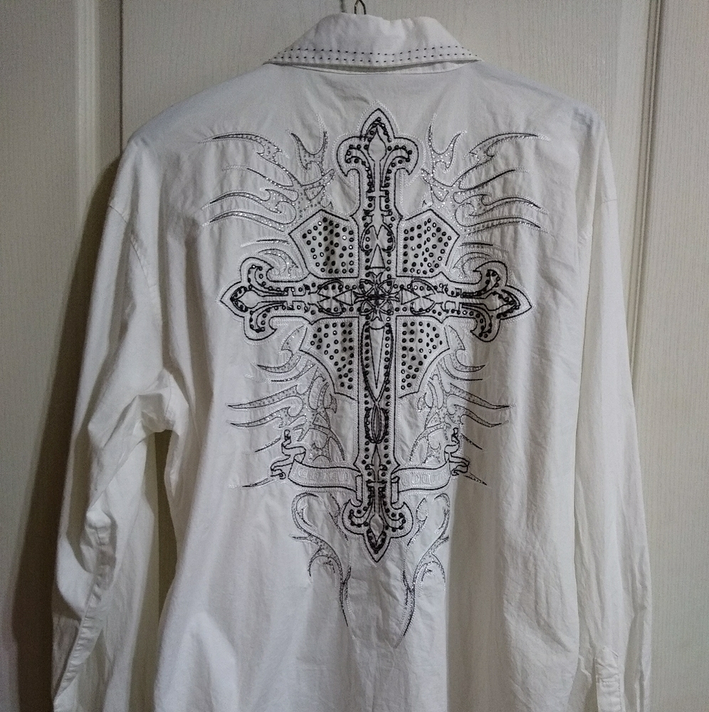 Mens White Victorious Shirt